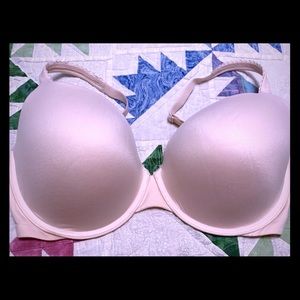 Victoria’s Secret bra size 38DD new without tags